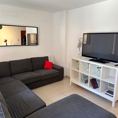 Alcala Seaside Apartment, Two Rooms, Private Parking エクステリア 写真