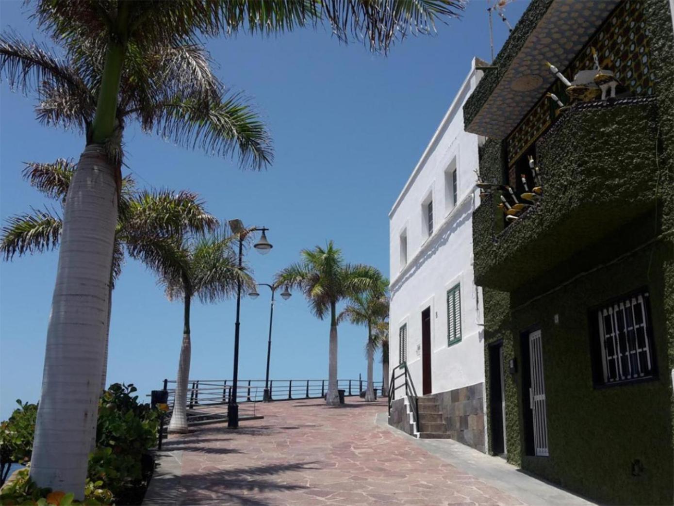 Alcala Seaside Apartment, Two Rooms, Private Parking エクステリア 写真